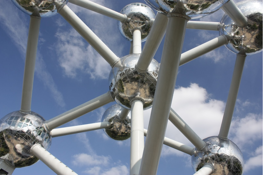 Is working in Brussels really so cheerful?